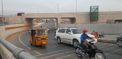 机场附近宗周天桥临时开通3号路与永盛路连接线路-柬之窗