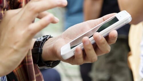 柬埔寨所有移动手机号码段统一话费查询代码：*1201#-柬之窗