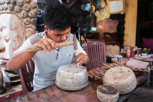 如何买到真正的柬埔寨手工艺纪念品-柬之窗