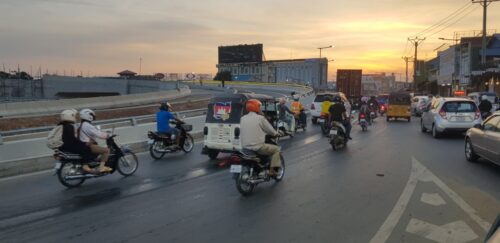 机场附近宗周天桥临时开通3号路与永盛路连接线路-柬之窗