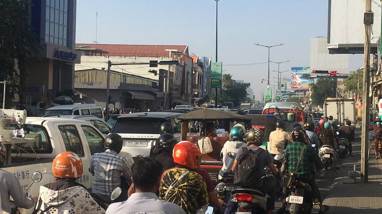 金边市政府计划再建一座天桥 缓解交通压力