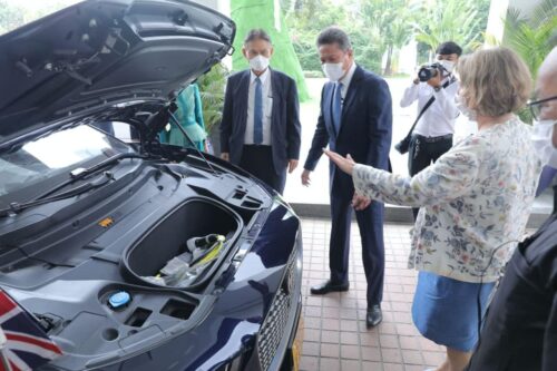 马德望和暹粒有望安装电动汽车充电桩-柬之窗