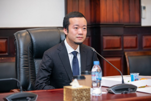 柬埔寨太子集团主席陈志勋爵的另外一个身份,同等部级-柬之窗