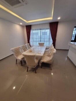 【洪㚞大道】独栋别墅出租-柬之窗