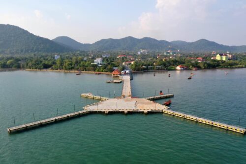 白马省兔子岛旅游港口正式启用-柬之窗