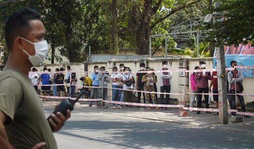 快速检测呈阳性后，越来越多人前往医院进行PCR检测-柬之窗