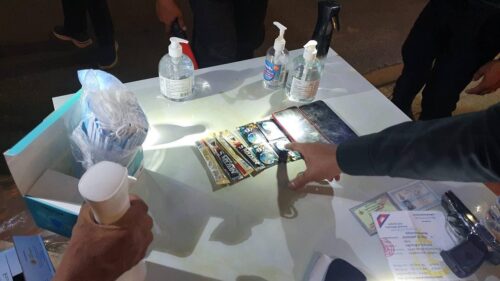 西港一中国男子车上搜出毒品被捕-柬之窗