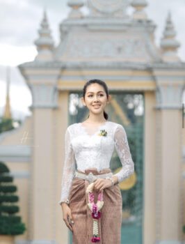 柬埔寨新年要到了，你需要一套漂亮的柬埔寨传统服装-柬之窗