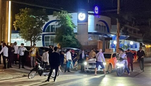 俱乐部门前开枪，6人被捕-柬之窗