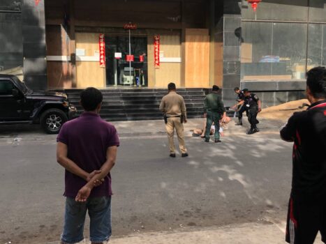 金边发生中国人枪击事件 1人中枪重伤-柬之窗