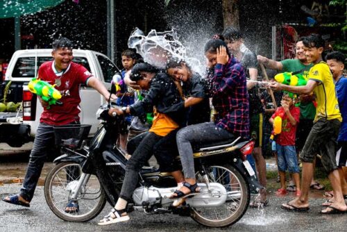 柬埔寨新年期间游客消费超2亿美元,团体游最能花钱-柬之窗