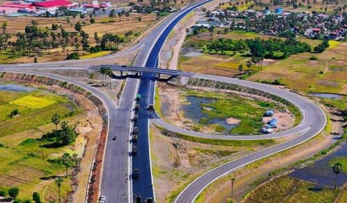 柬埔寨首条高速公路将于7月份试运营 限速120km/h-柬之窗