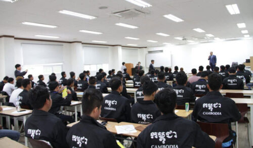 柬埔寨130万外劳每年创汇超 30 亿美元-柬之窗