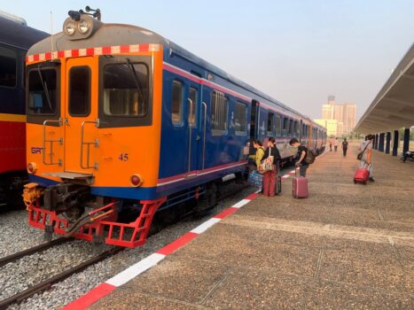 柬埔寨今日起重新开放金边至六个省的铁路客运服务-柬之窗