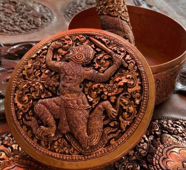 柬埔寨雕刻大师Chea Yuthea-柬之窗