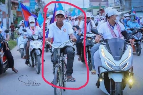 洪森为骑单车带盒饭的贫困选民点赞-柬之窗