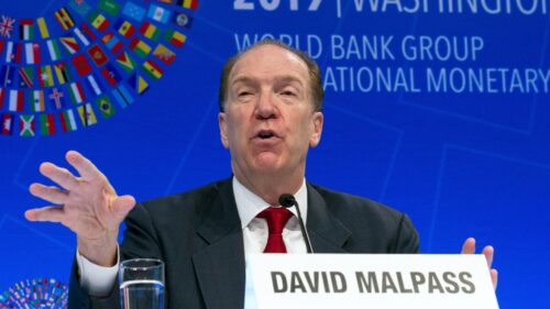 世行:柬埔寨今年经济继续增长4.5% 明年增长5.8%-柬之窗