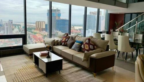 永旺1对面公寓出租四房一厅三卫-柬之窗